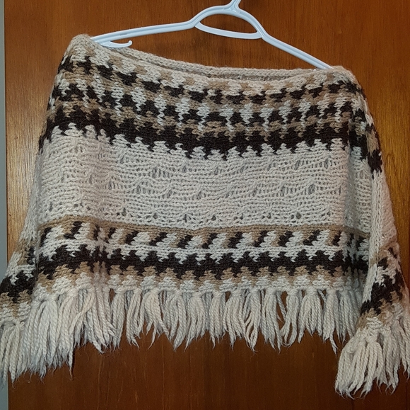 Abercrombie & Fitch shawl/poncho - Picture 1 of 1